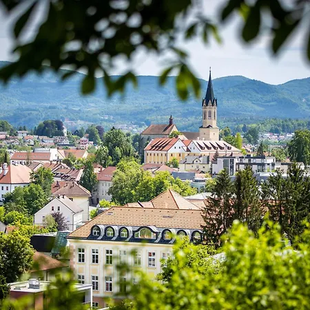 Vineyard Lustek - Happy Apartment